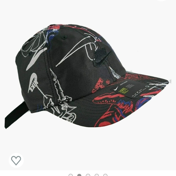 Nike Sportswear Heritage86 Doodles Graphic Strapback Cap - Picture 6 of 11